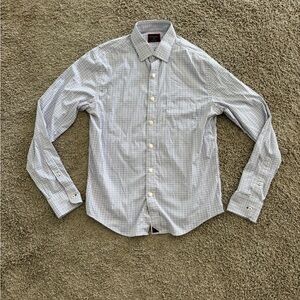 Men’s Untuckit White, Blue, and Pink Button Down Long Sleeve (Small)